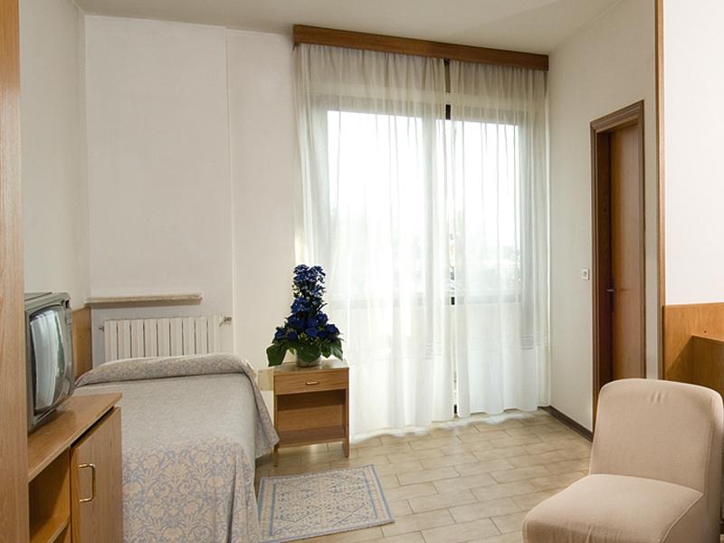 Hotel Genzianella 3*